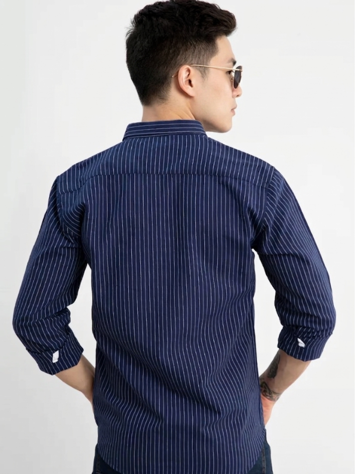 MENLEI Men Navy Blue Striped Cotton Linen Blend Shirt